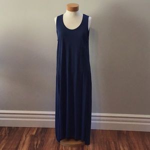 Maxi Dress. Beautiful blue sleeveless dress in a size M.